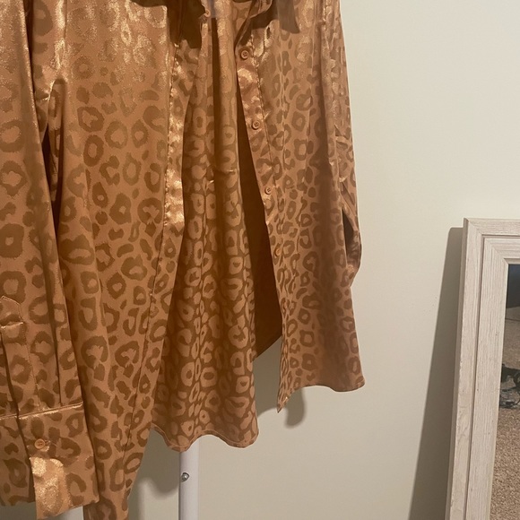 12th Tribe satin top- Gold - Picture 2 of 2